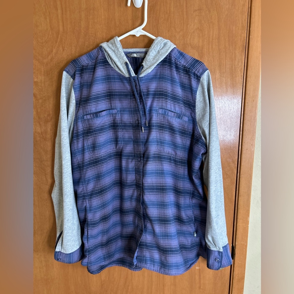 The North Face Jacket Hoodie Women's XL Campground Shacket Button Plaid